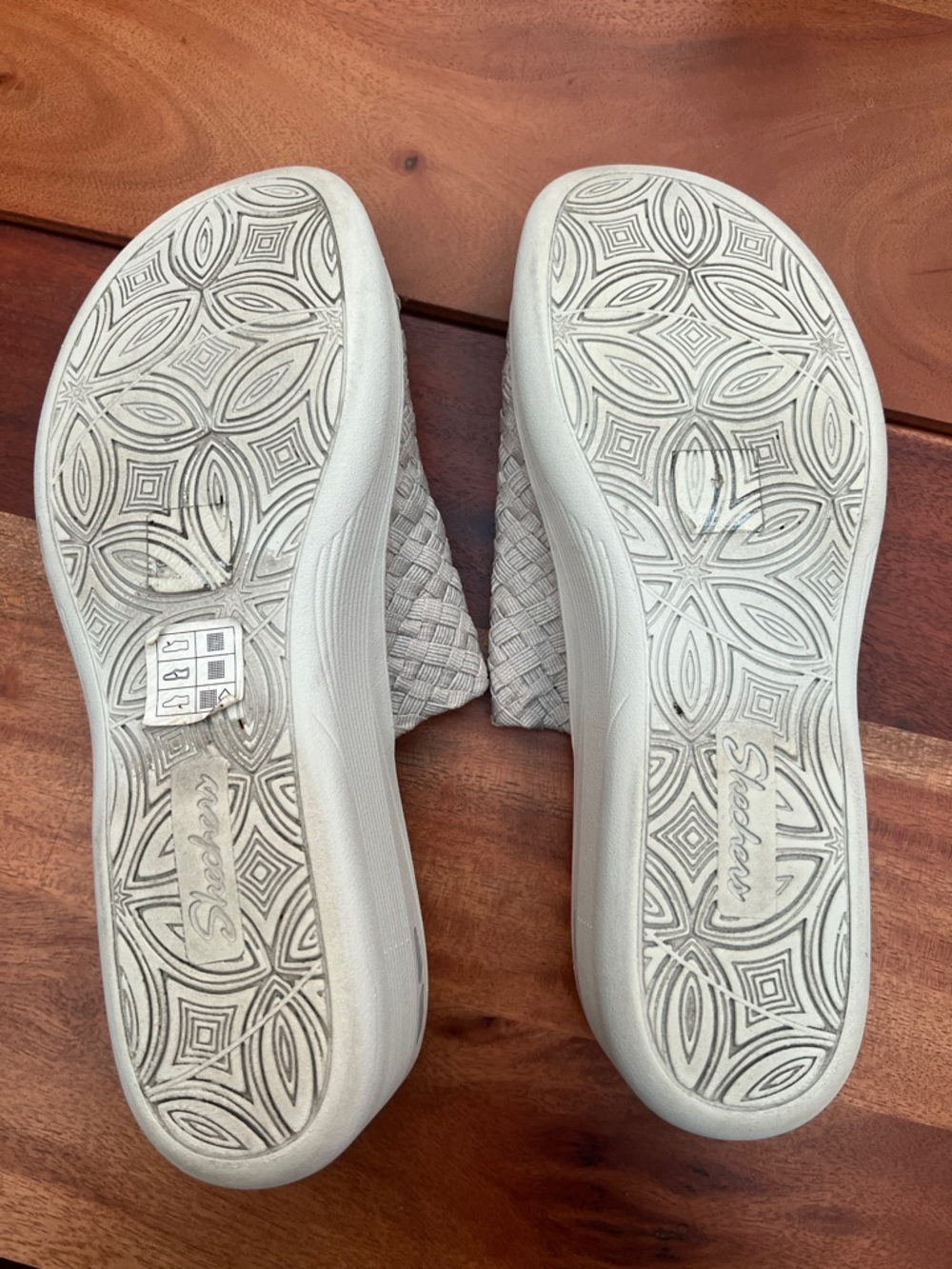 Martha Stewart for Skechers Beige Woven Slides Wedges Sandals Sz 10 - Picture 6 of 11
